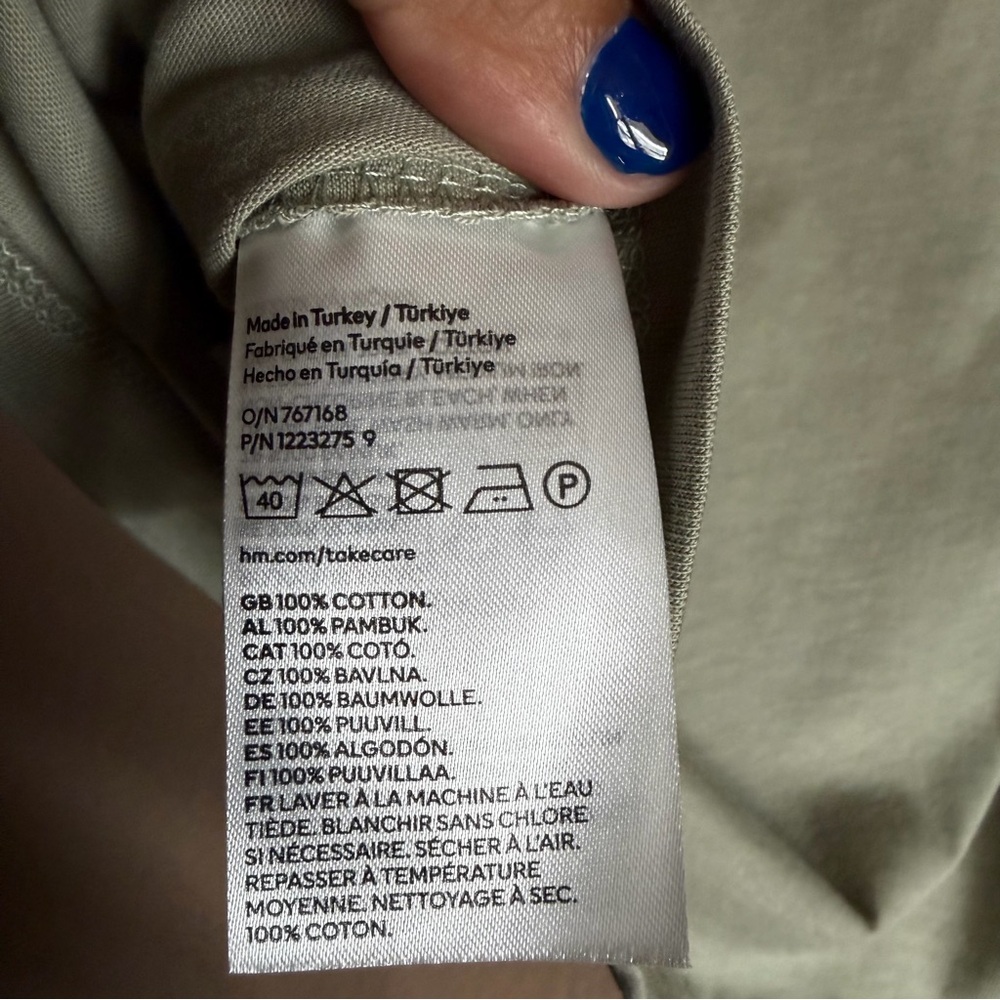 H&M Light Green Eyelet Puff Sleeve Top Size Small - Picture 10 of 10